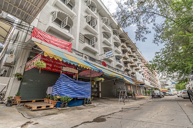 Condo · Bang Kapi, bangkok — photo 5