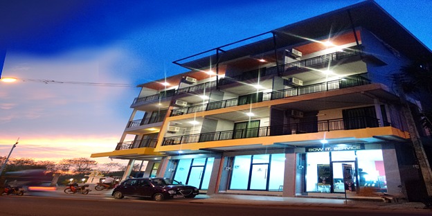 Condo — photo 2