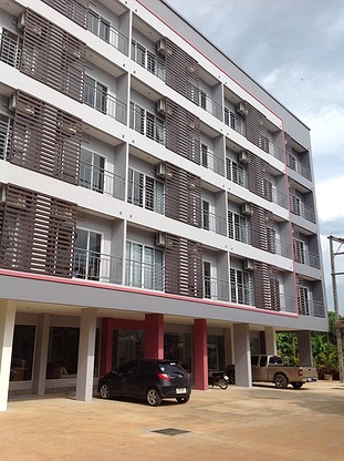 Condo — photo 2