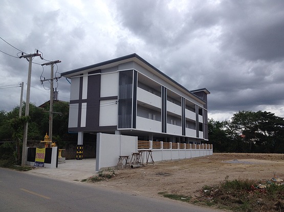 Condo — photo 2