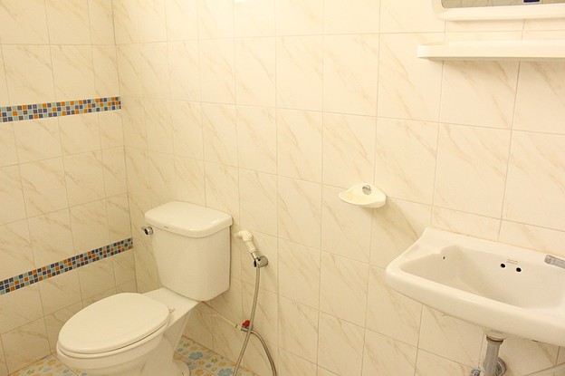 Condo — photo 3