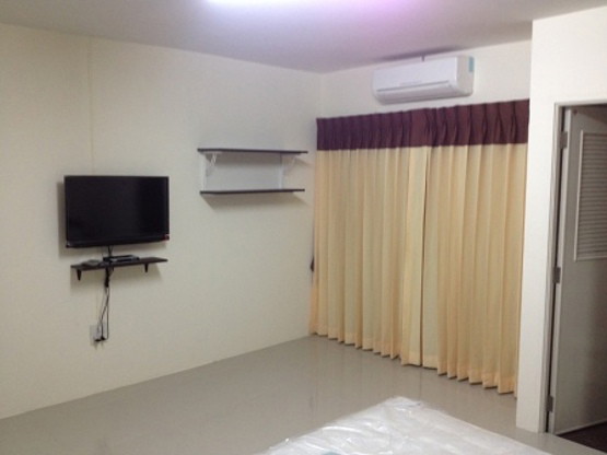 Condo · Mueang Chon Buri, chon_buri — photo 4