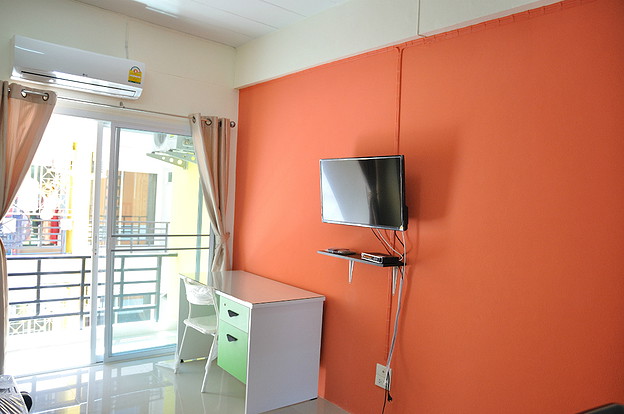 Condo · Mueang Chon Buri, chon_buri — photo 4