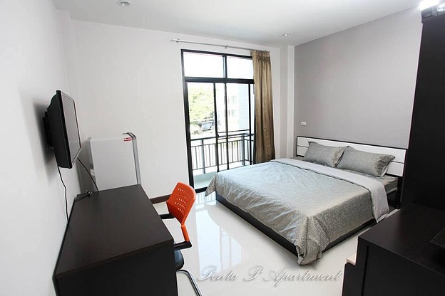 Condo — photo 5