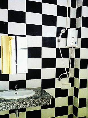 Condo — photo 5