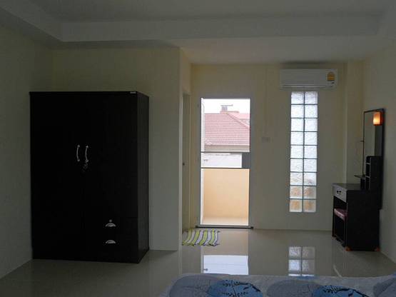 Condo — photo 5
