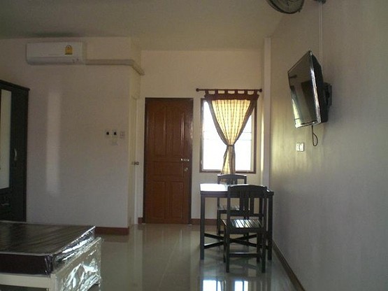 Condo — photo 3