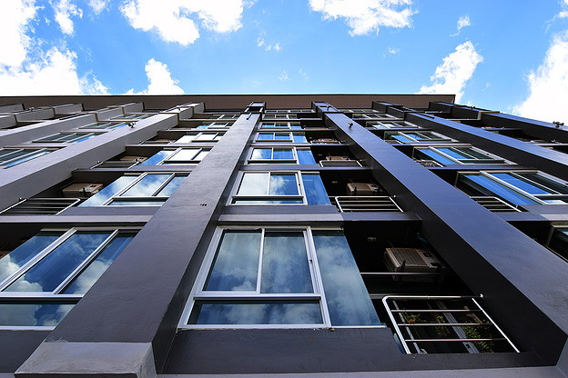 Condo — photo 2