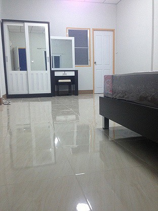 Condo — photo 2