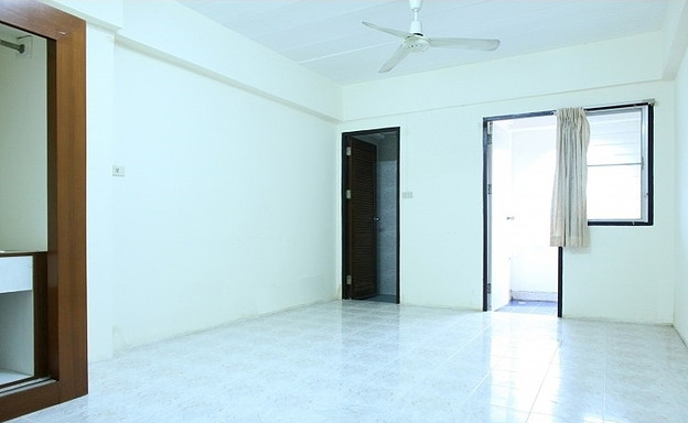 Condo · Phra Khanong, bangkok — photo 4