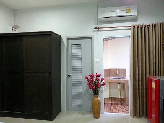Condo — photo 5