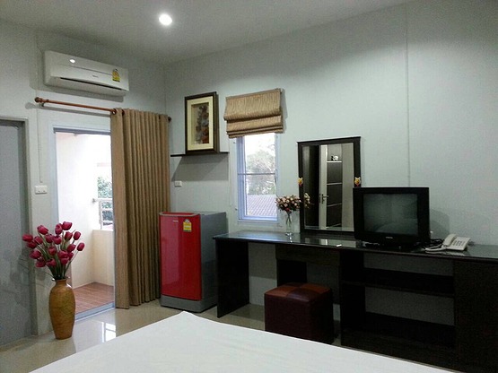 Condo — photo 3