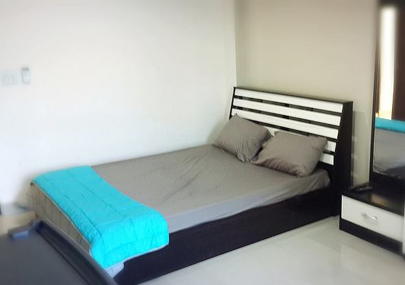 Condo — photo 2