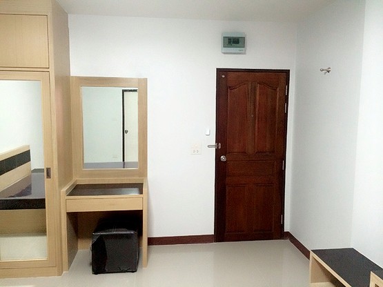 Condo · Mueang Chon Buri, chon_buri — photo 5