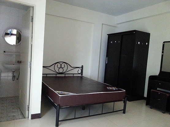 Condo · Mueang Chon Buri, chon_buri — photo 2