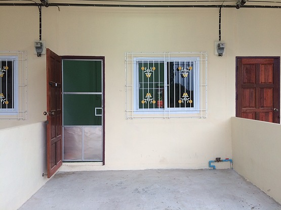 Condo — photo 1
