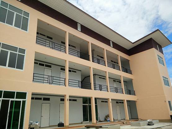 Condo — photo 1