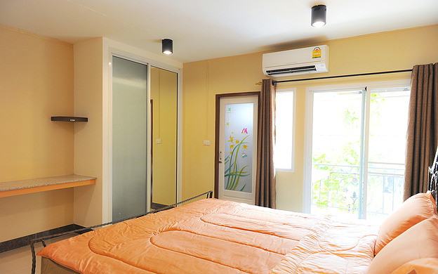 Condo · Khan Na Yao, bangkok — photo 4