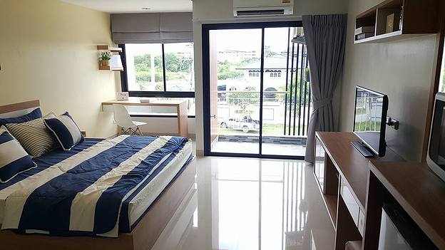 Condo — photo 3