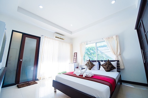 Condo — photo 1