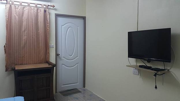 Condo — photo 1