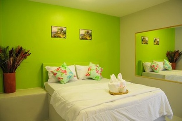 Condo — photo 3
