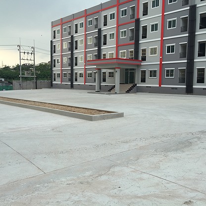 Condo — photo 2