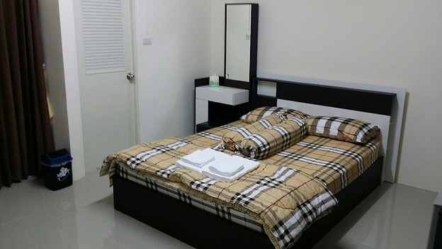Condo · Mueang Chon Buri, chon_buri — photo 2
