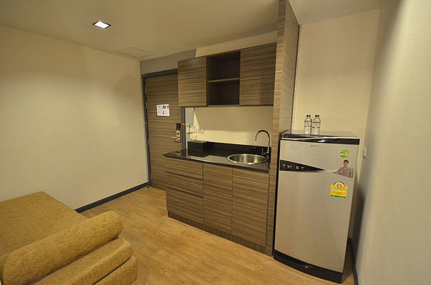 Condo · Sathon, bangkok — photo 2