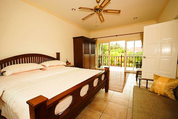 R&B Beach Resort — photo 1