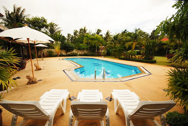 R&B Beach Resort — photo 3