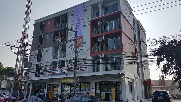 Condo — photo 2