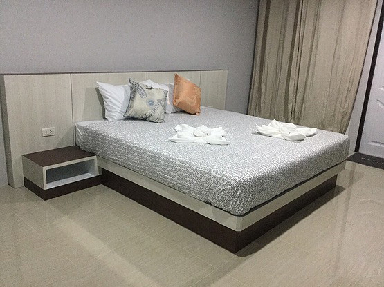 Condo — photo 2