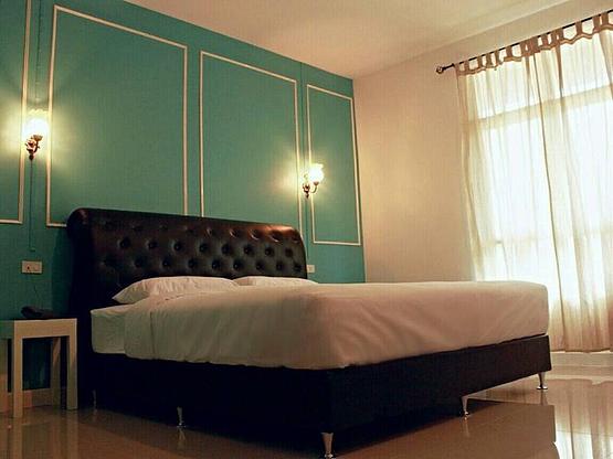 Condo — photo 2