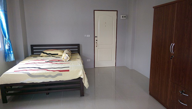 Condo · Mueang Chon Buri, chon_buri — photo 4