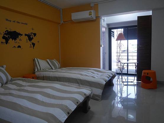 Condo · Bang Khun Thian, bangkok — photo 4