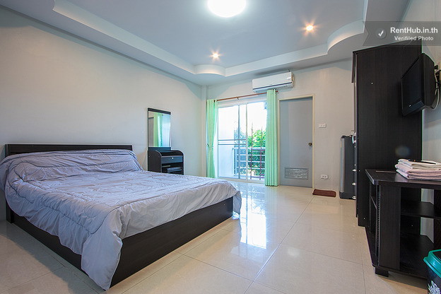Condo — photo 2