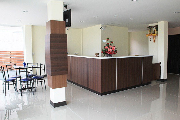 Condo — photo 3