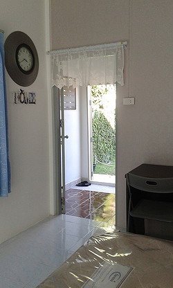 Condo — photo 2