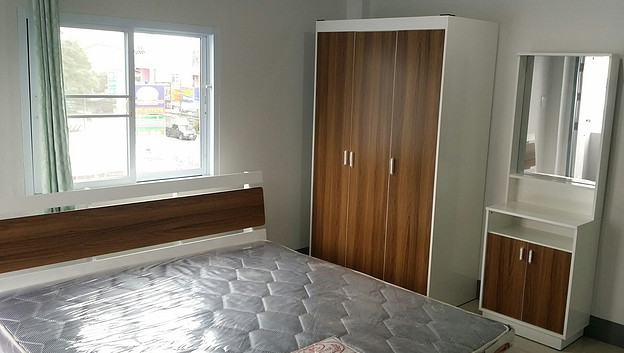 Condo — photo 2