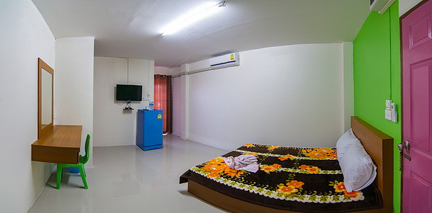 Condo — photo 2