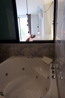 Condo — photo 3