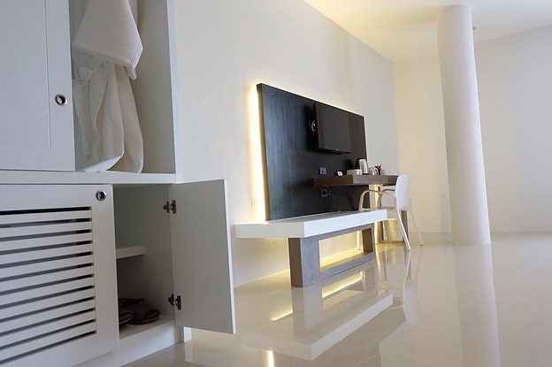 Condo — photo 1
