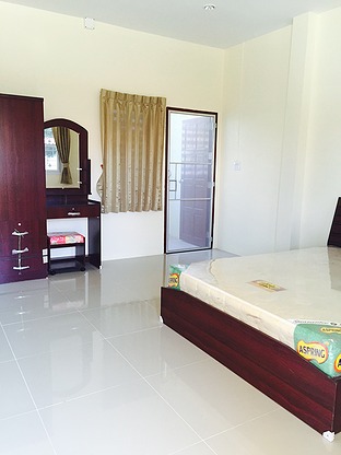 Condo — photo 2