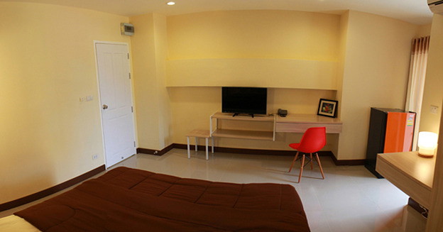Condo — photo 2