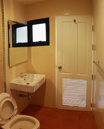 Condo — photo 2