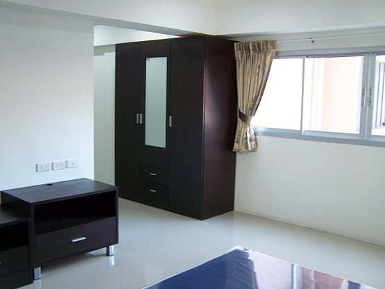 Condo · Khlong San, bangkok — photo 3