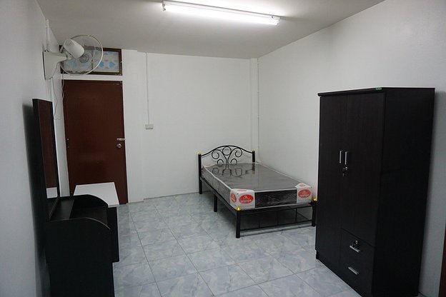 Condo — photo 3