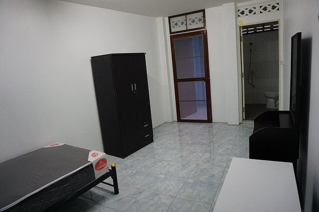 Condo — photo 2