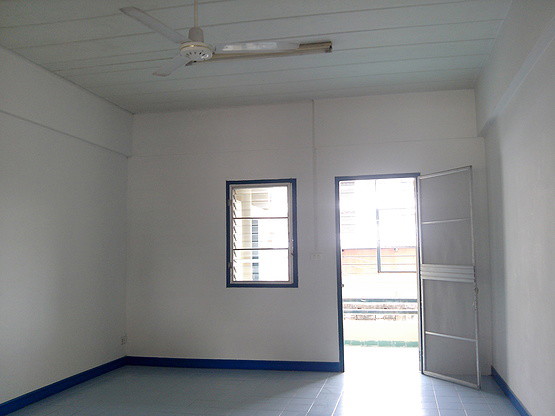 Condo — photo 2